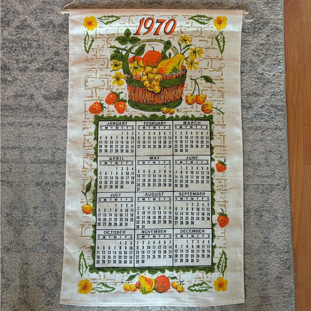 Vintage 1970s Tea Towel / Fabric Calendar Wall Hanging